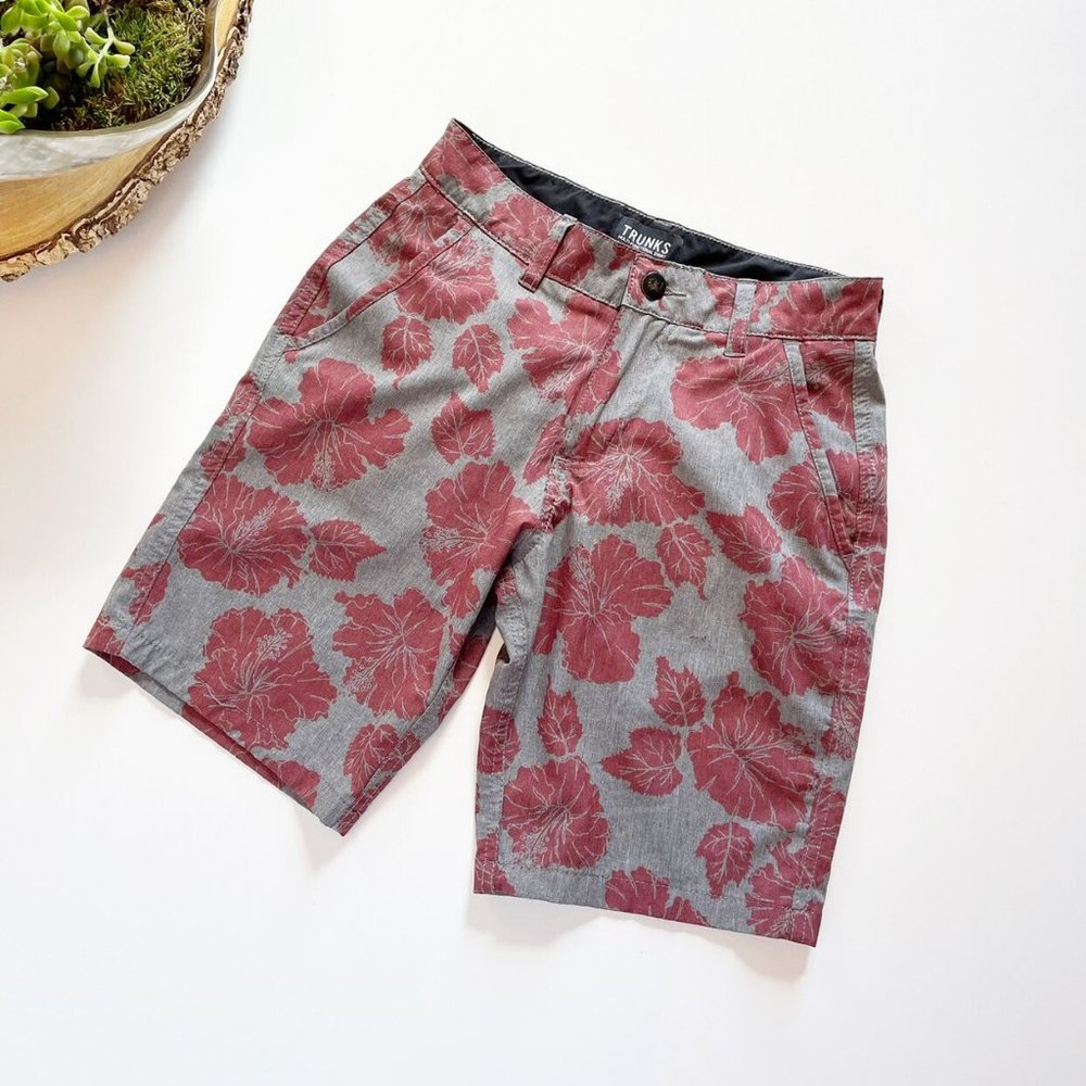 • Trunks Multi-Functional Shorts • 10/12